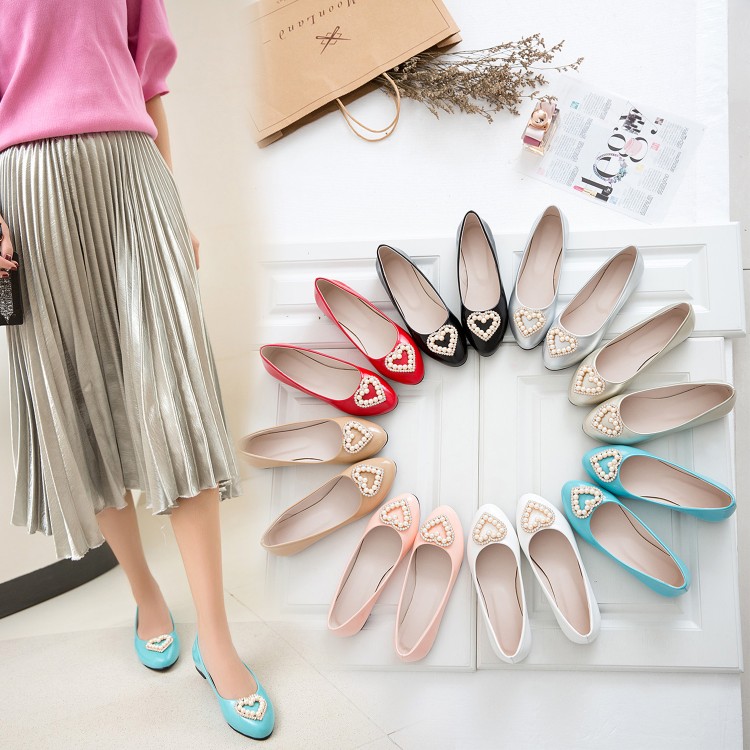 Fashion Flat Shoes with Rhinestone and Metal Decor - Style c.html